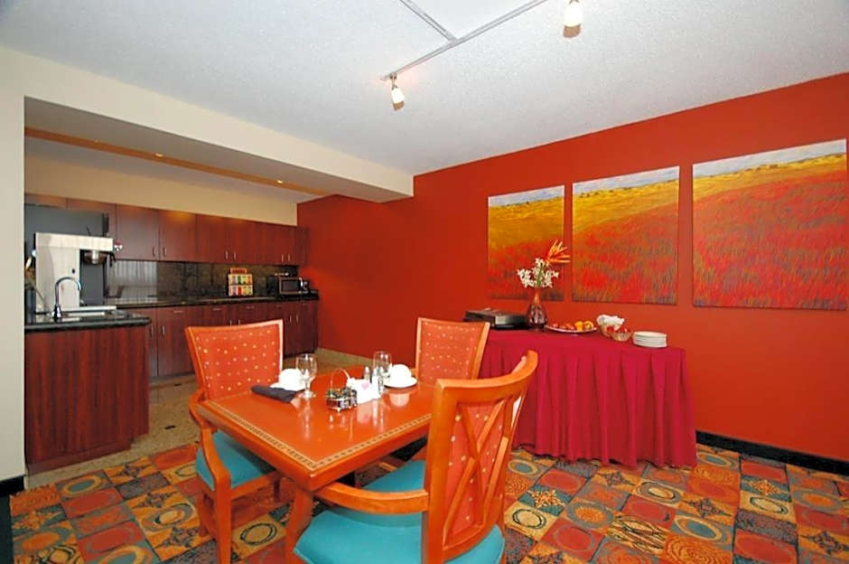 Radisson Hotel Austin North – Austin, TX