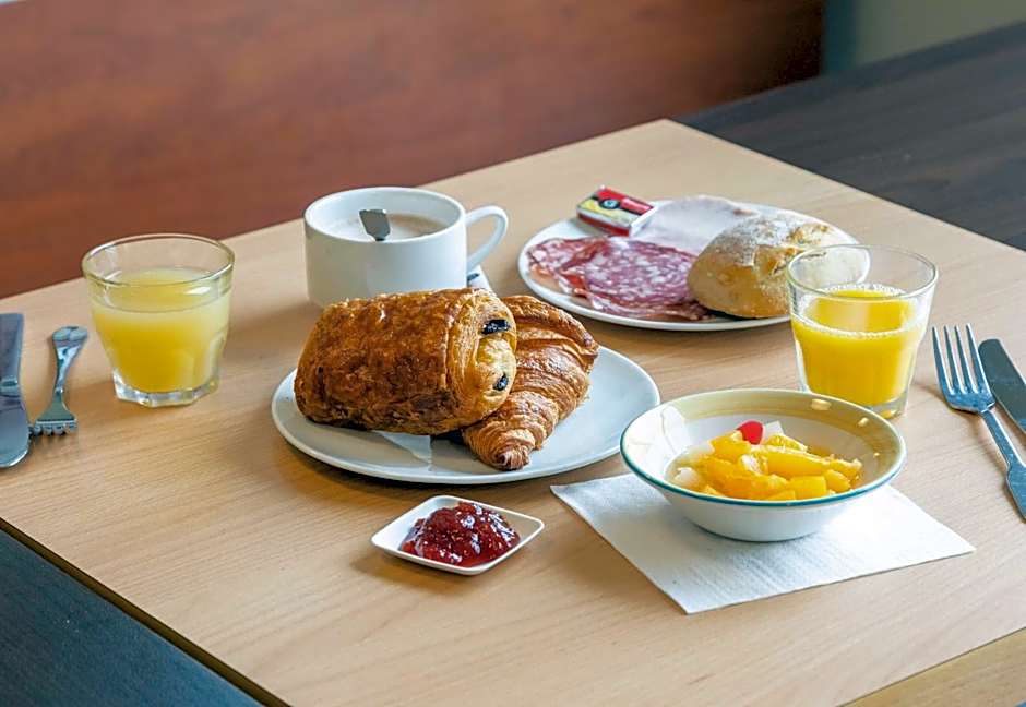 B&B HOTEL Agen Castelculier