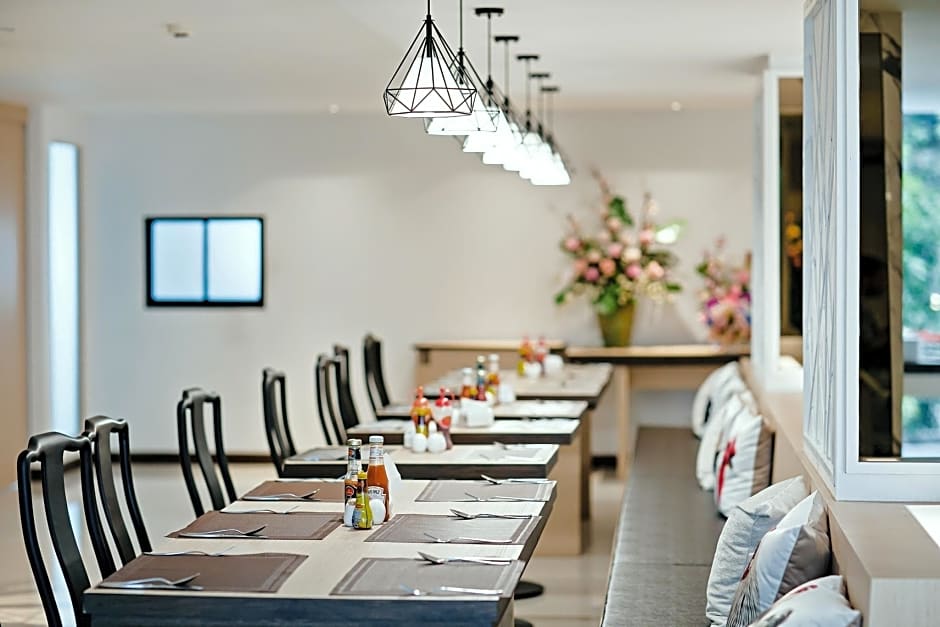 Three Sukhumvit Hotel