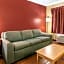 Econo Lodge Inn & Suites Maingate Central