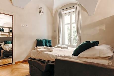 Studio with Sofa Bed