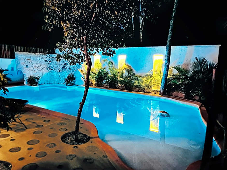 Niik Tulum
