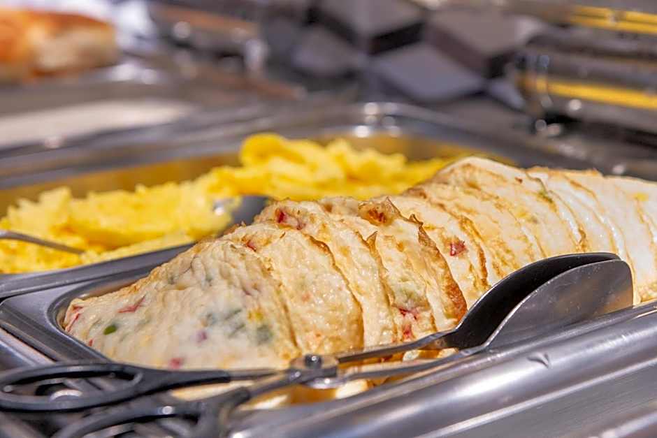 Holiday Inn Express & Suites Henderson By IHG