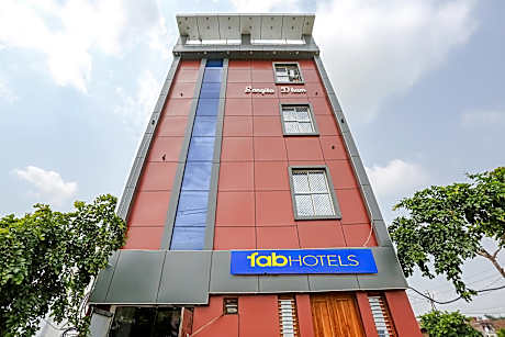 FabHotel Sangita Dham