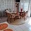 A1 Kynaston Guest House bed and breakfast or self catering