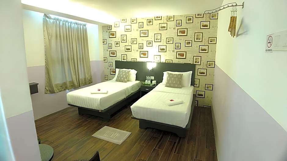 Apple 1 Hotel Queensbay