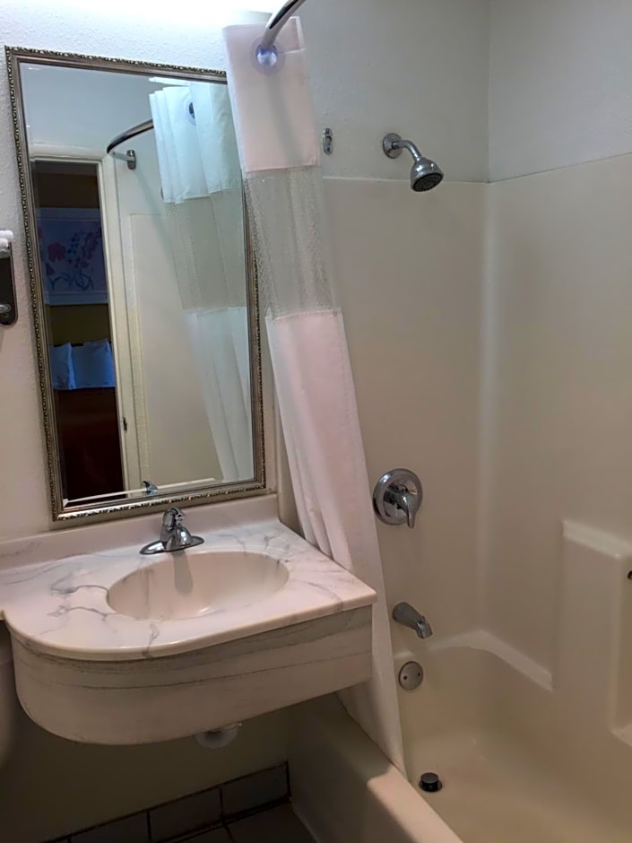 Travelodge by Wyndham Pendleton OR