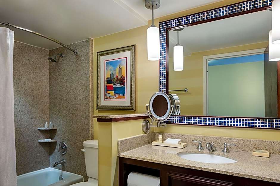 Renaissance by Marriott Mobile Riverview Plaza Hotel