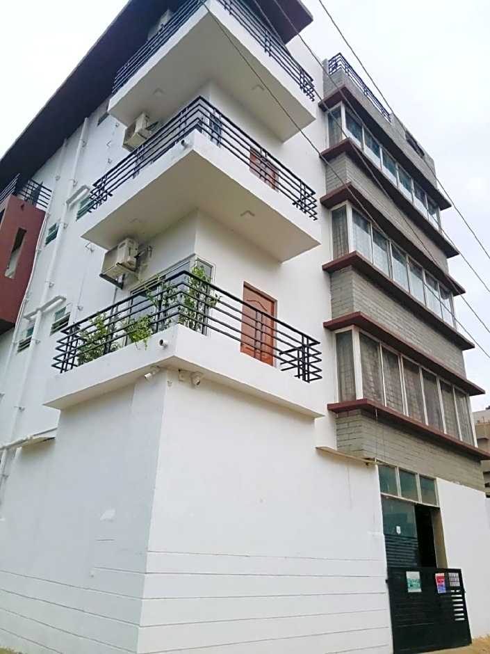 Hotel Elite by Agira