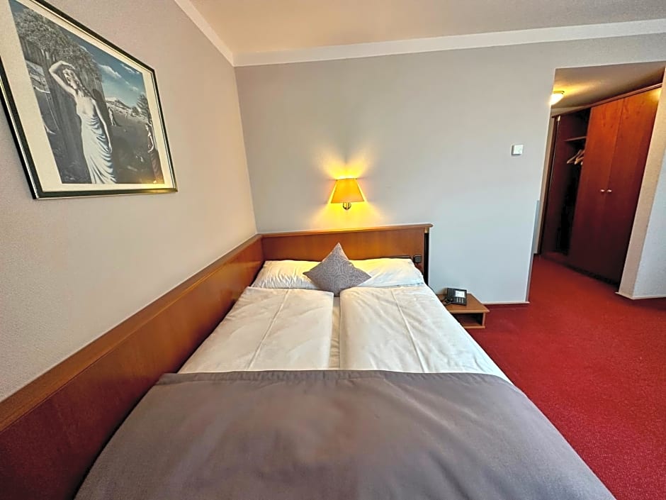 Trip Inn PostHotel Düren