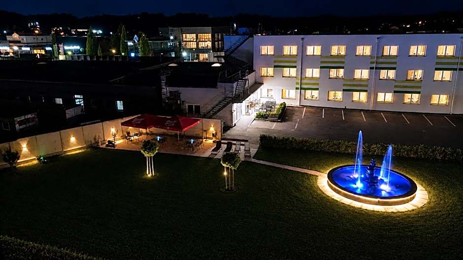 Hotel B3 GmbH