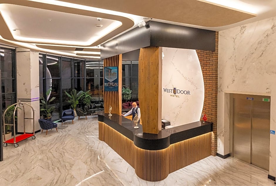 Westdoor Hotel