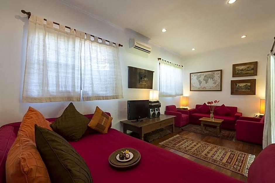 Villa Eight