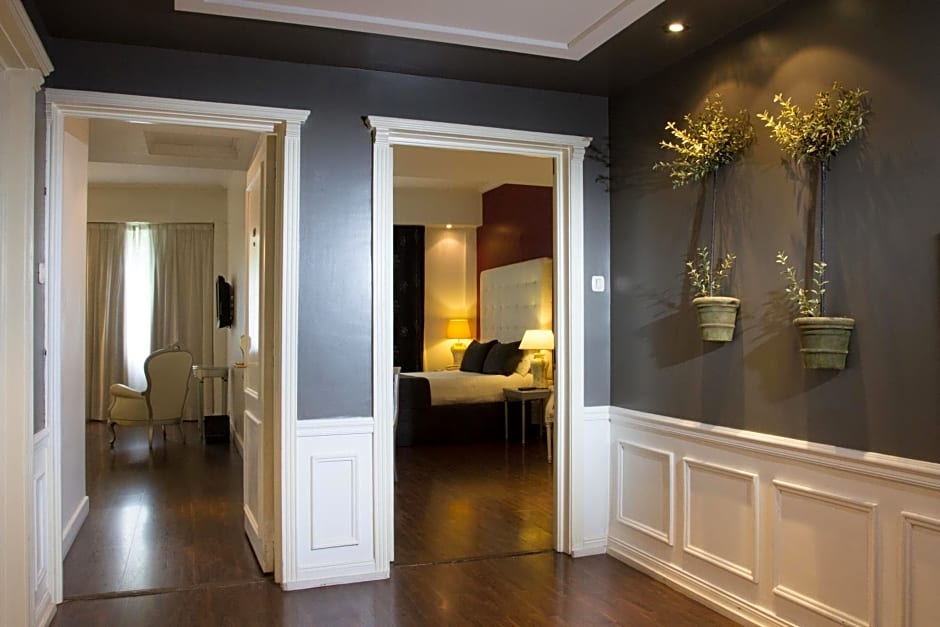 Le Cinque Lusso Hotel