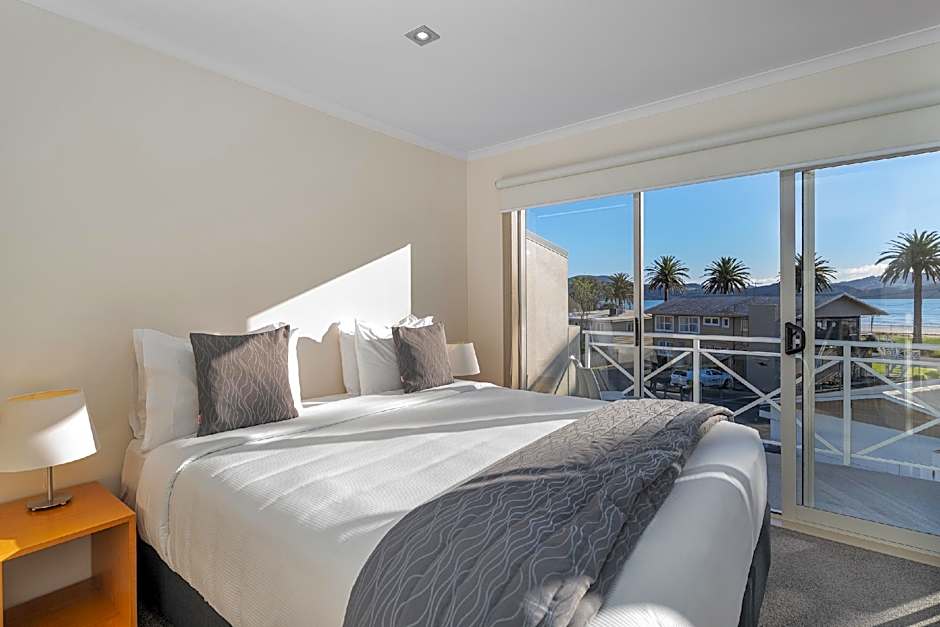 Photo 1 of 18 of Penthouse 3 Beds Apartment