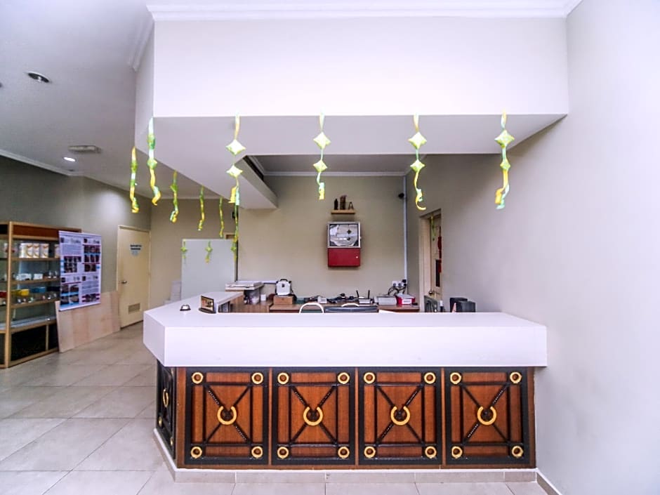 OYO 563 Jockey Lodge Hotel