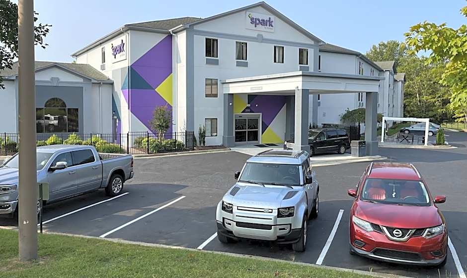 Spark by Hilton Winston-Salem University