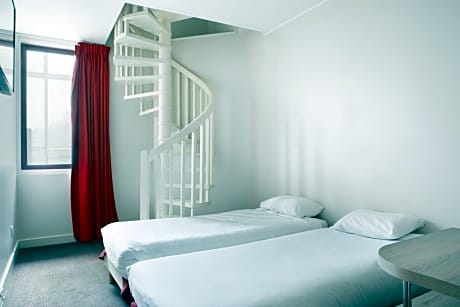 Duplex Quadruple Room