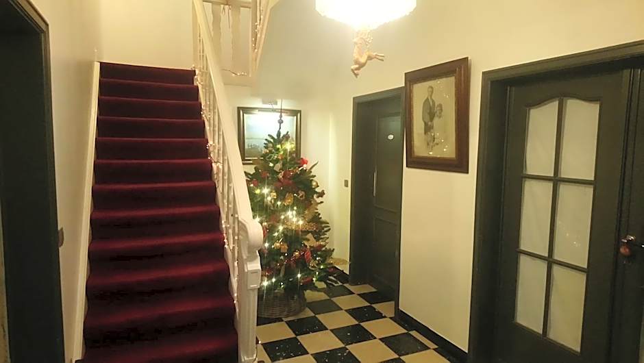 B&B Pickery