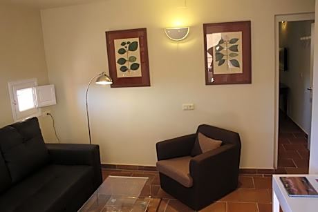 Double Room with Lounge