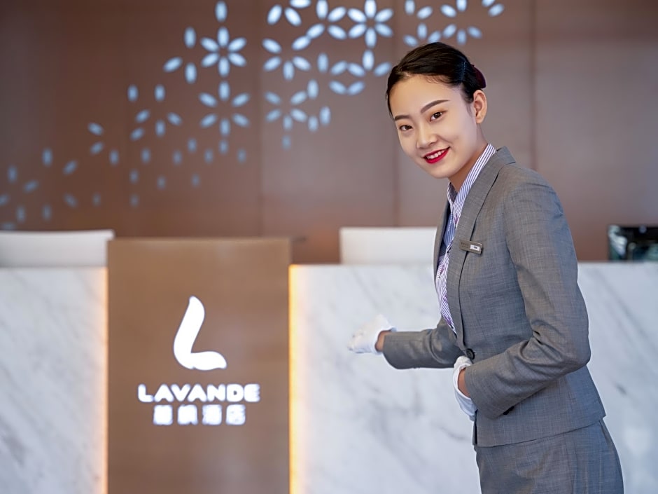Lavande Hotel Anshan City Center