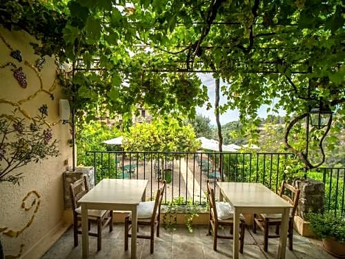 Auberge De Tourrettes