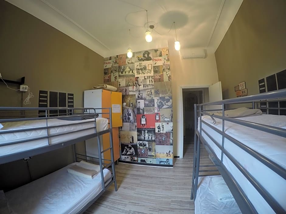 Victoria House Hostel