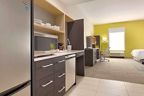 King Studio Suite - Hearing Access/Non-Smoking