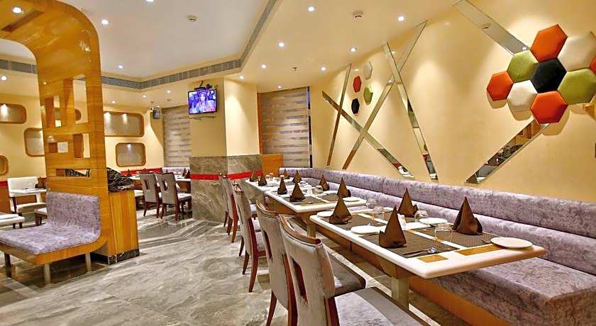 Regenta Central The Crystal Kanpur