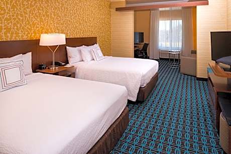 Suite, 2 Queen, Sofa bed