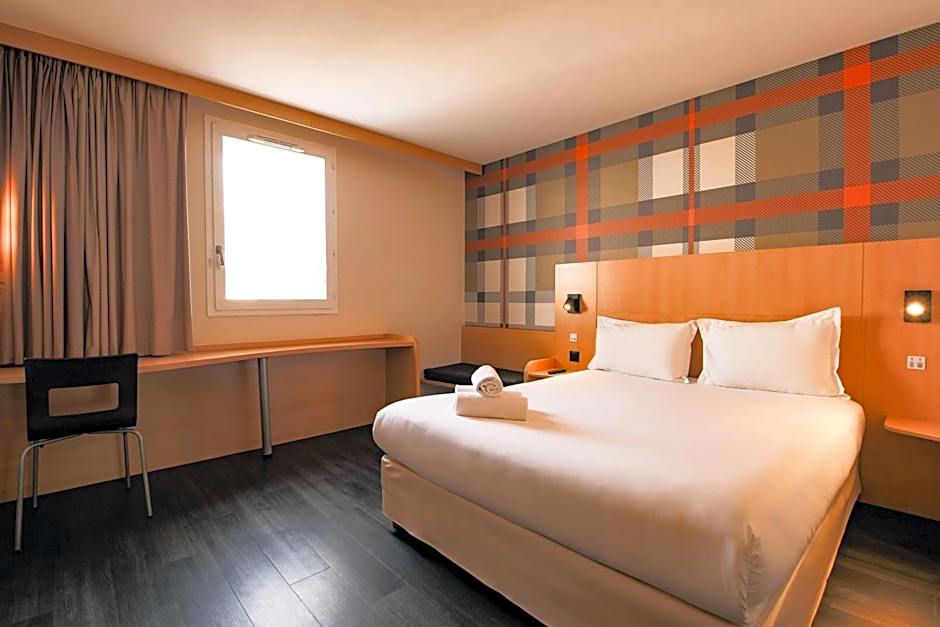 easyHotel Nice Palais des Congrès  Old Town