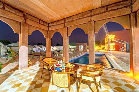 Hotel Hinduja Luxury Camp & Resort