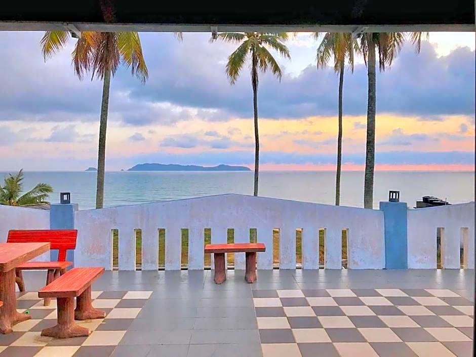 Aqil Beach Inn