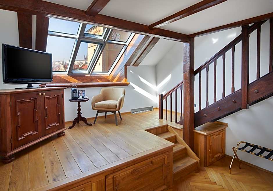 Charles Bridge Palace Hotel