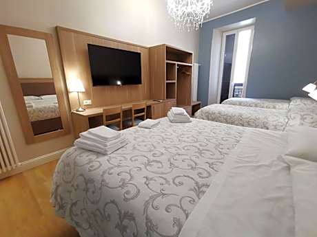 Comfort Triple Room