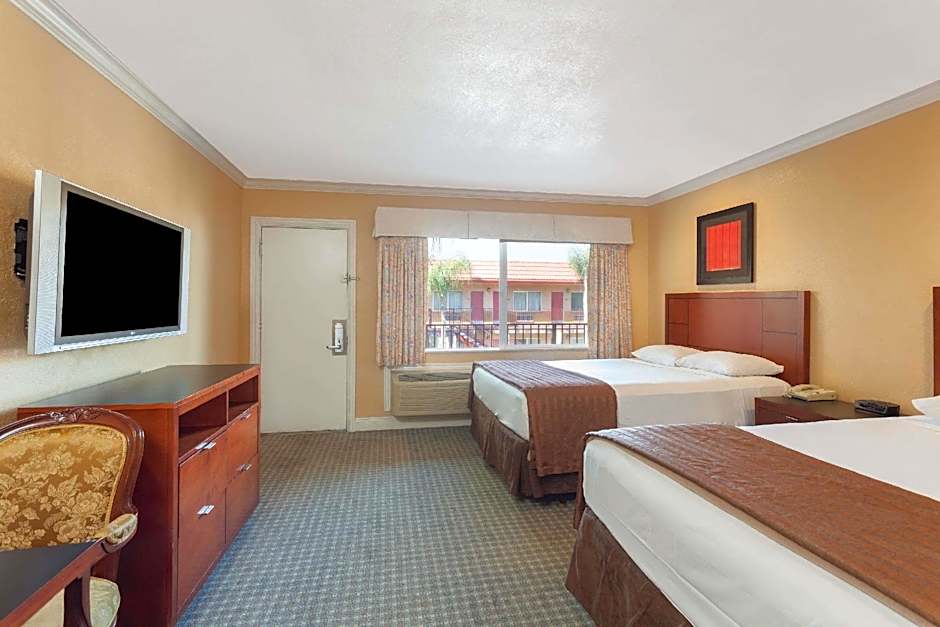 Om Park Inn and Suites El Cajon near San Diego