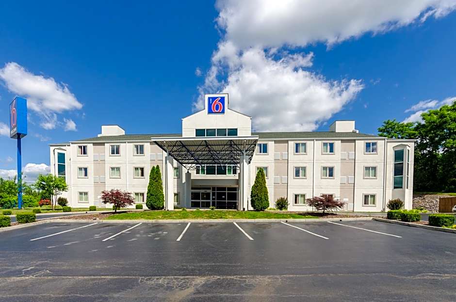 Motel 6-Bristol, VA