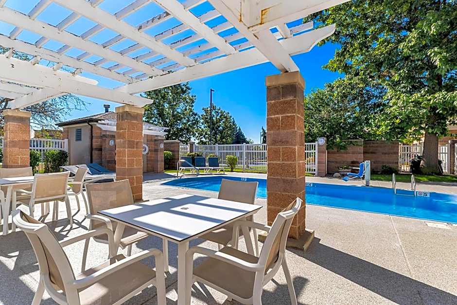 Comfort Inn & Suites Boulder