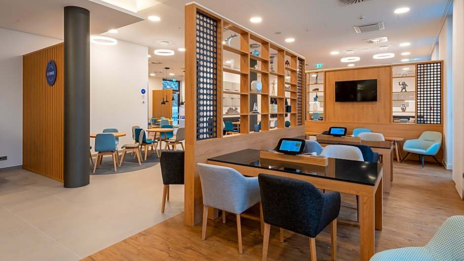 Premier Inn Mannheim City Centre
