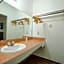 OYO Hotel Kingsville - Hwy 77