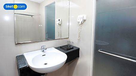 Losari Beach Hotel Makassar