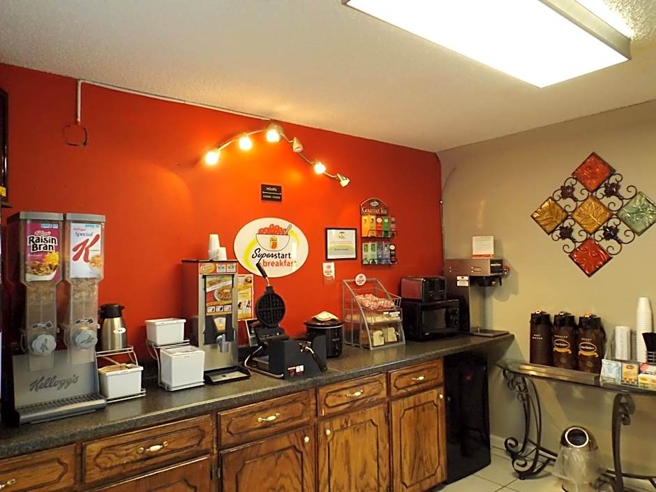 Super 8 by Wyndham Monticello AR