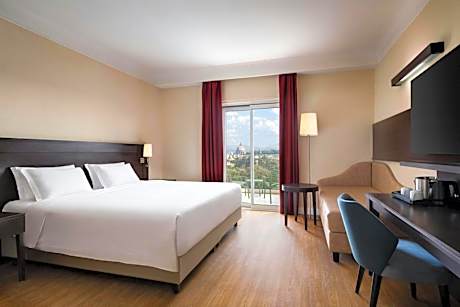 King Room with Sofa Bed and Balcony