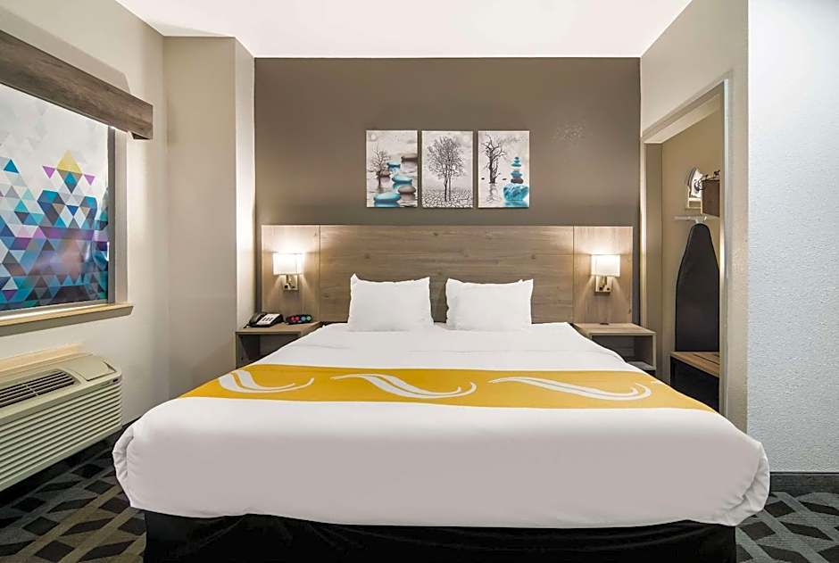 Quality Inn & Suites Waco North