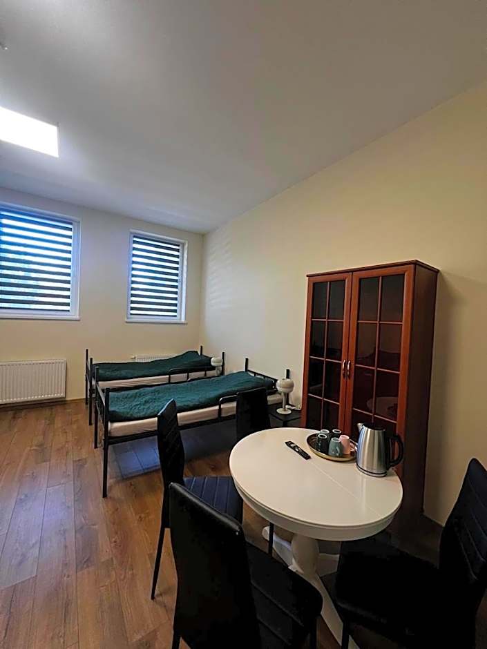 Hotel Towarowa 24