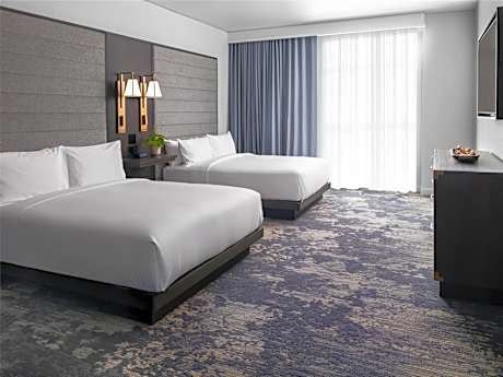 Queen Studio with Two Queen Beds - Mobility Accessibility Tub