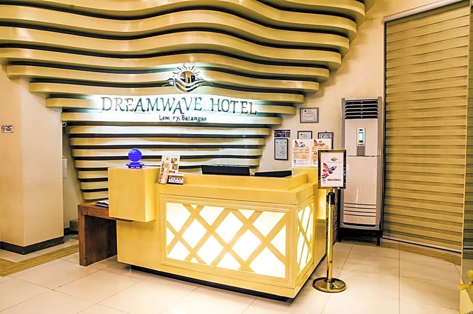Dreamwave Hotel Lemery