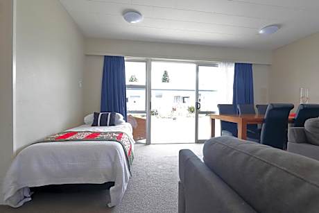 Plus Two Bedrooms Room