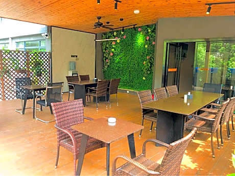 IU Hotel Beihai Old Street Sea World