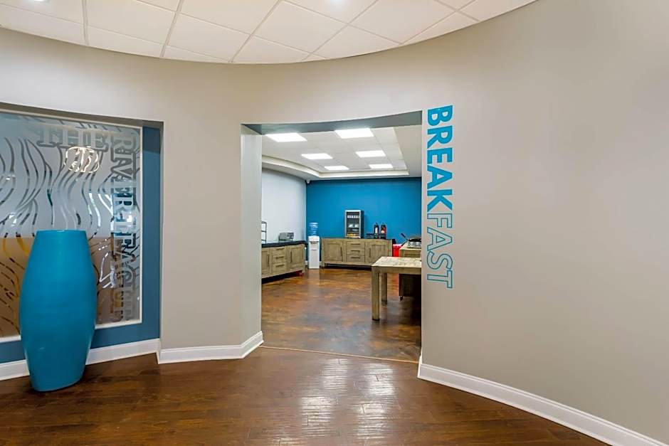 Suburban Studios San Angelo near Convention Center